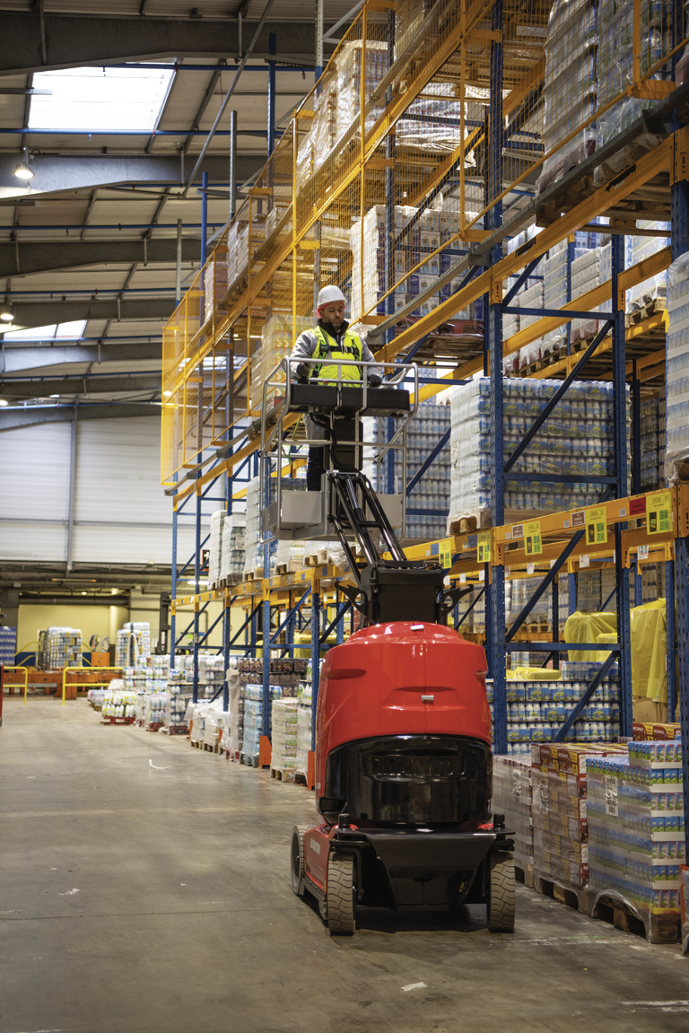 Plataforma de Mastro Manitou 100 VJR
